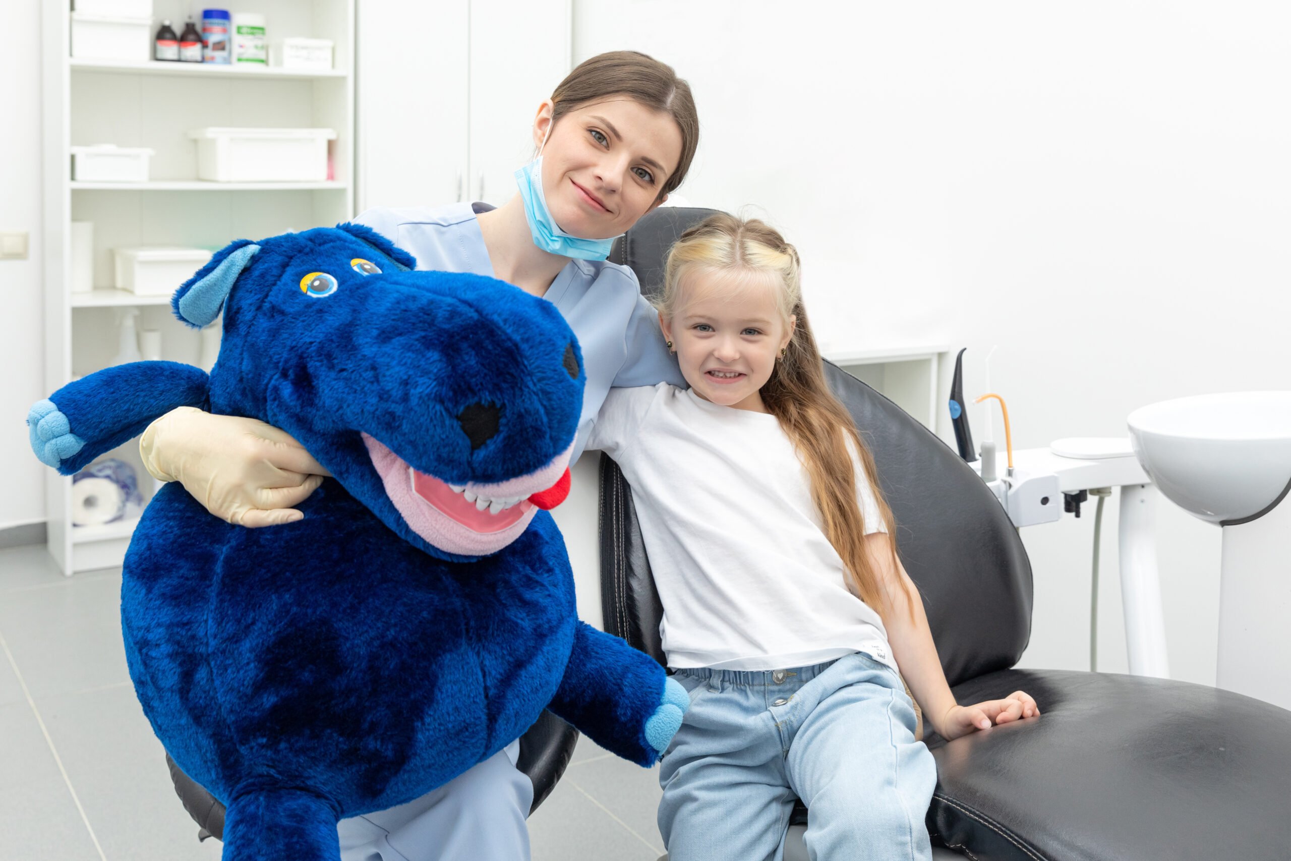 Dentist: A Parent's Guide to Healthy Smiles